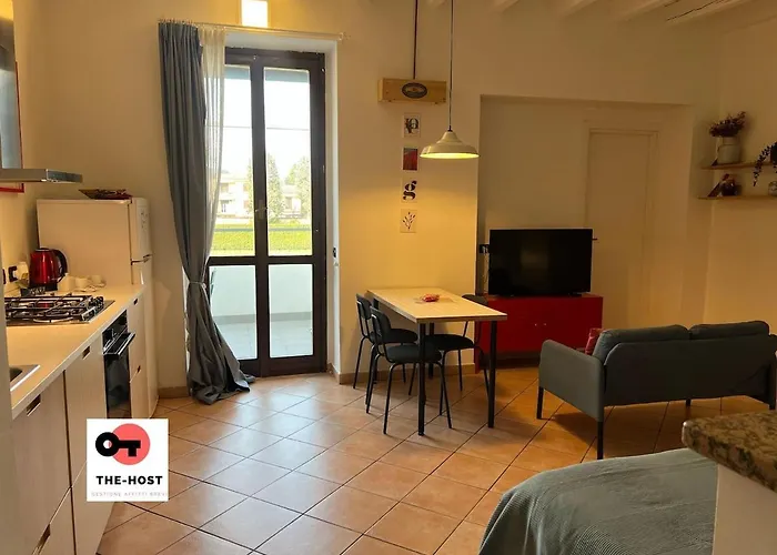 Lägenhet The Tiny House In The Courtyard In Agrate Brianza Rom