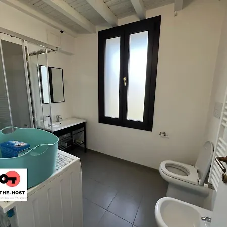 The Tiny House In The Courtyard In Agrate Brianza Apartamento