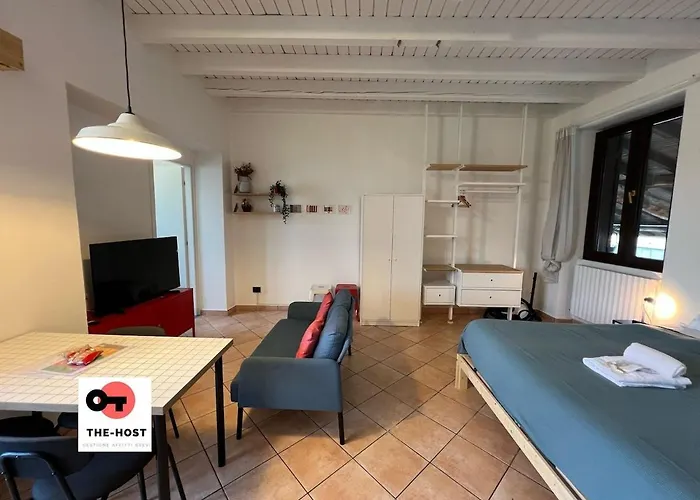 The Tiny House In The Courtyard In Agrate Brianza Apartman Róma